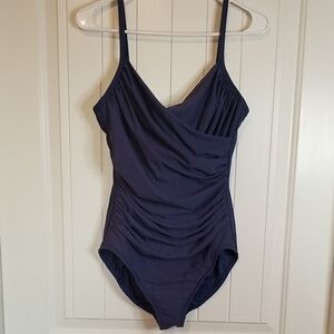 Lands' End Navy Women's One Piece Swimsuit With Underwire & Wrap Draping Size 14